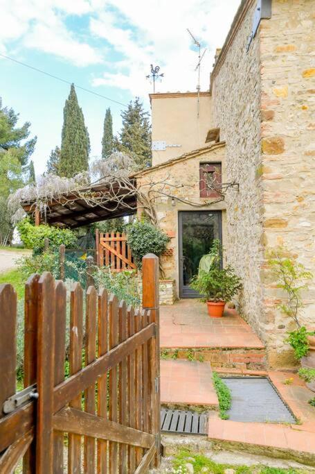 Appartamento Con Vista Panoramica In Chianti San Donnino  Dış mekan fotoğraf